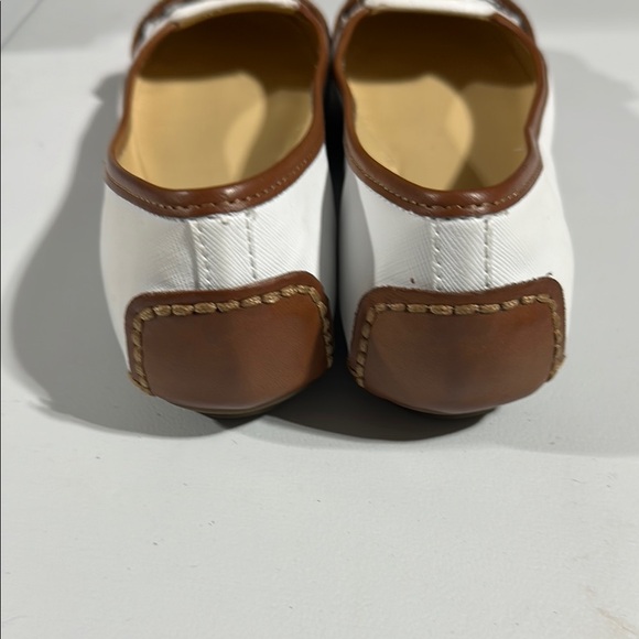 Liz Claiborne White and Brown Flats - Picture 4 of 6